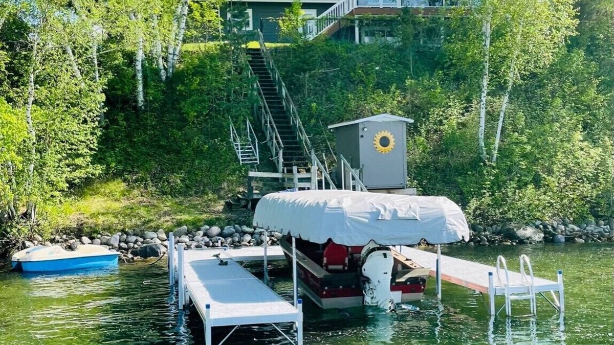 Alexandria Cabin | House on Lake Carlos - Alexandria Chain of Lakes
