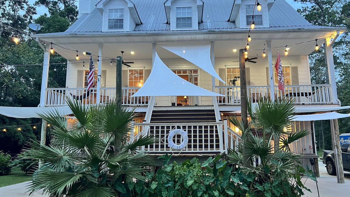 Covington House | House on Tchefuncte River