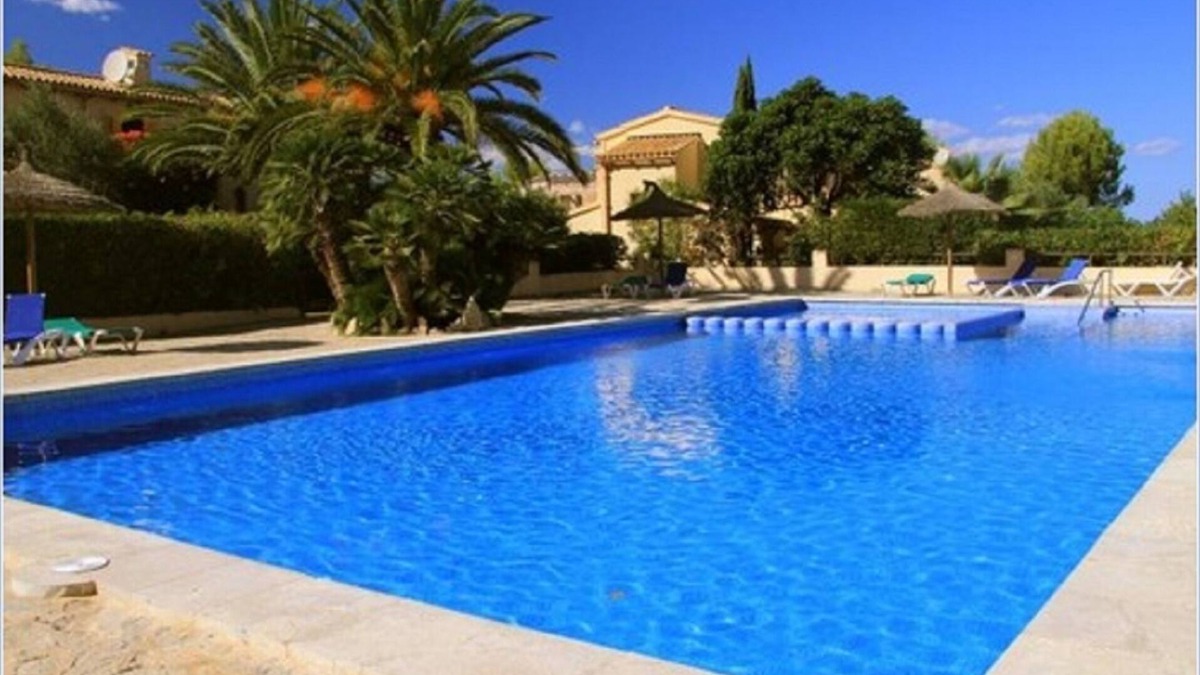 Betlem de Marina House | House on the Coast with Mountain Views, Pool & Tennis Court