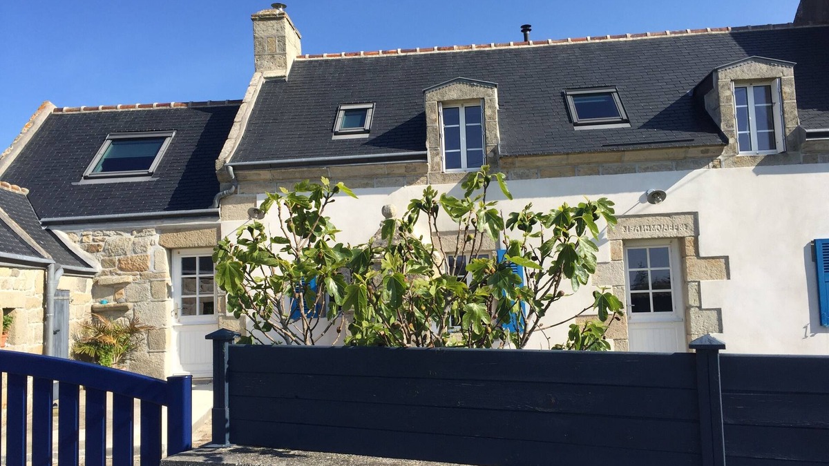 Esquibien House | House on the edge of a wild beach, between Pointe du raz and Audierne