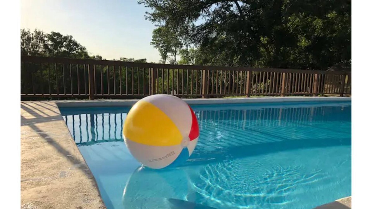 Austin House | House on the Hill w/ Heated Pool