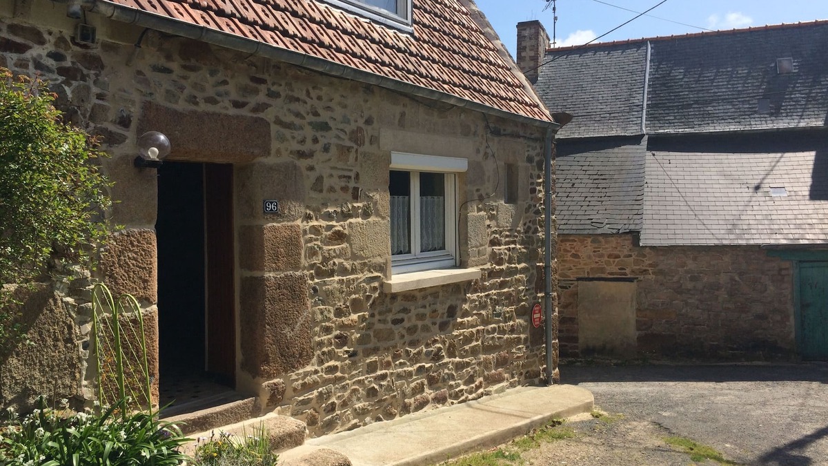 Perros-Guirec Cottage | HOUSE ON THE PORT OF PERROS IN A QUIET CUL-DE-SAC