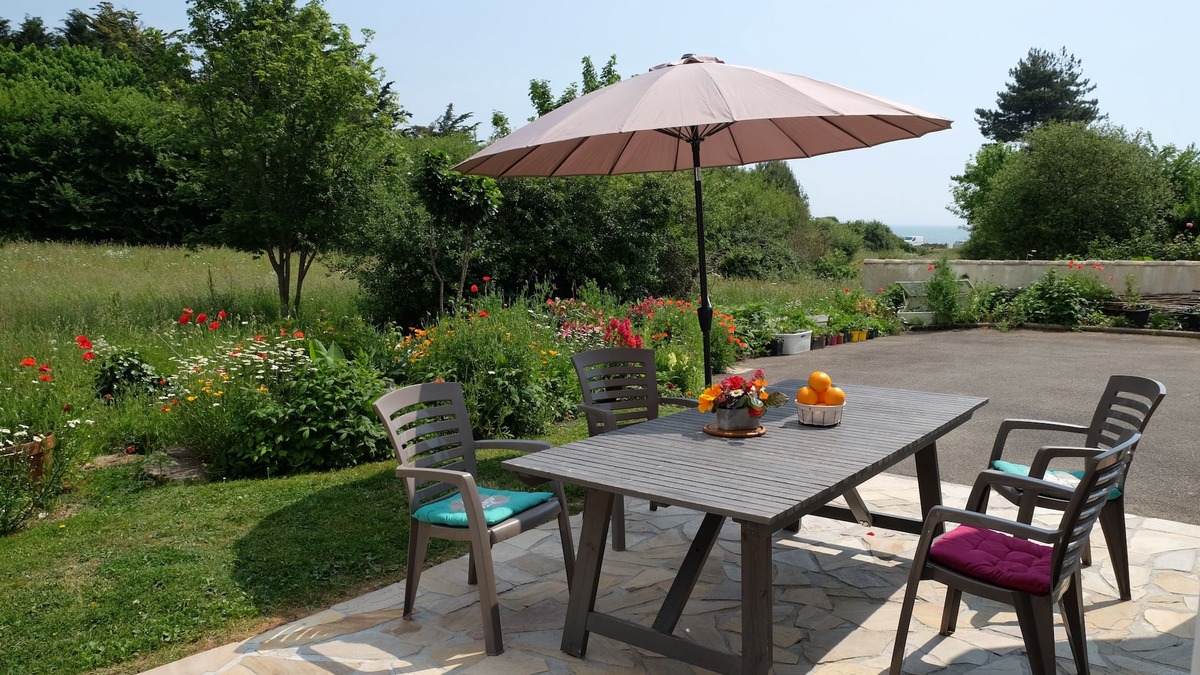 Pornic House | House on the seafront in Pornic, Plage du Portmain