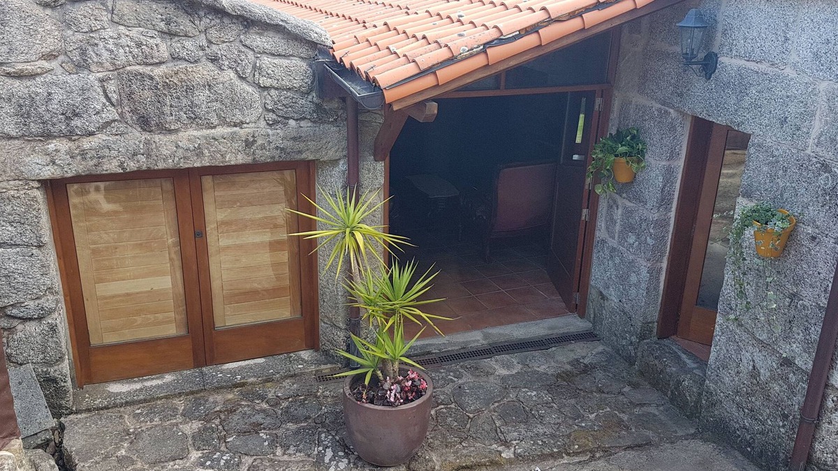 Cerdedo House | HOUSE OR POMAR VELLO