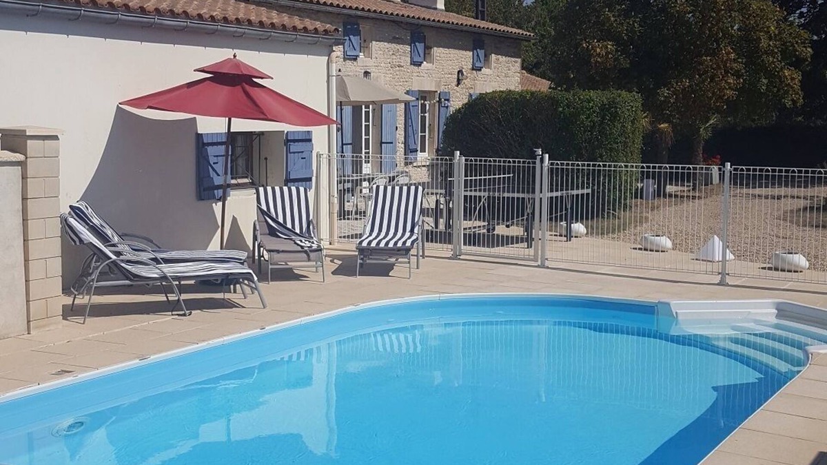 Tonnay-Boutonne House | House, private pool near sea Charente-Maritime near La Rochelle, Cognac