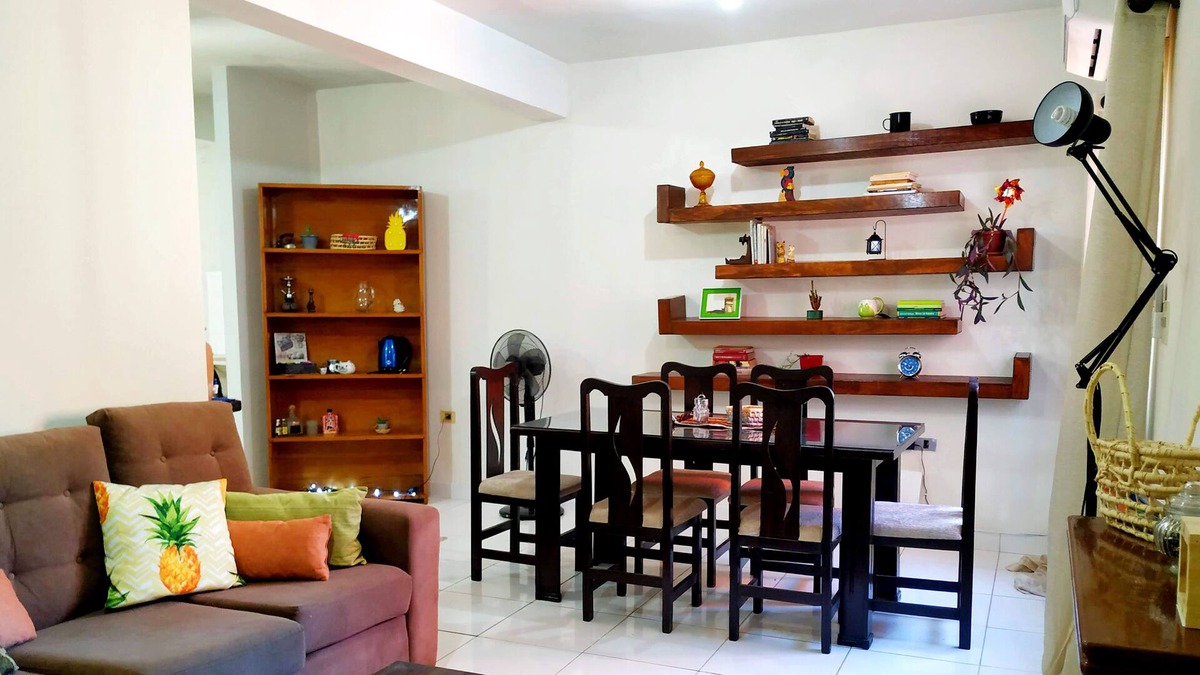Lambare Apartment | House