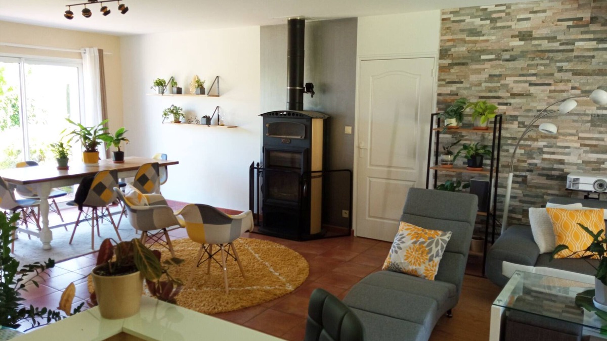 Faveraye-Machelles House | House surrounded by nature and relaxation for the whole family