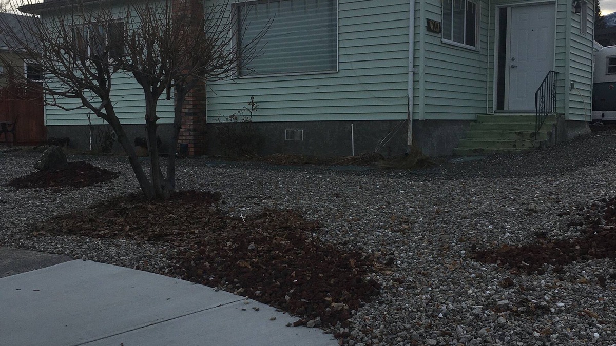 Okanagan-Similkameen House | House to rent for a month or two in the sunny Okanagan Valley in Oliver, BC.
