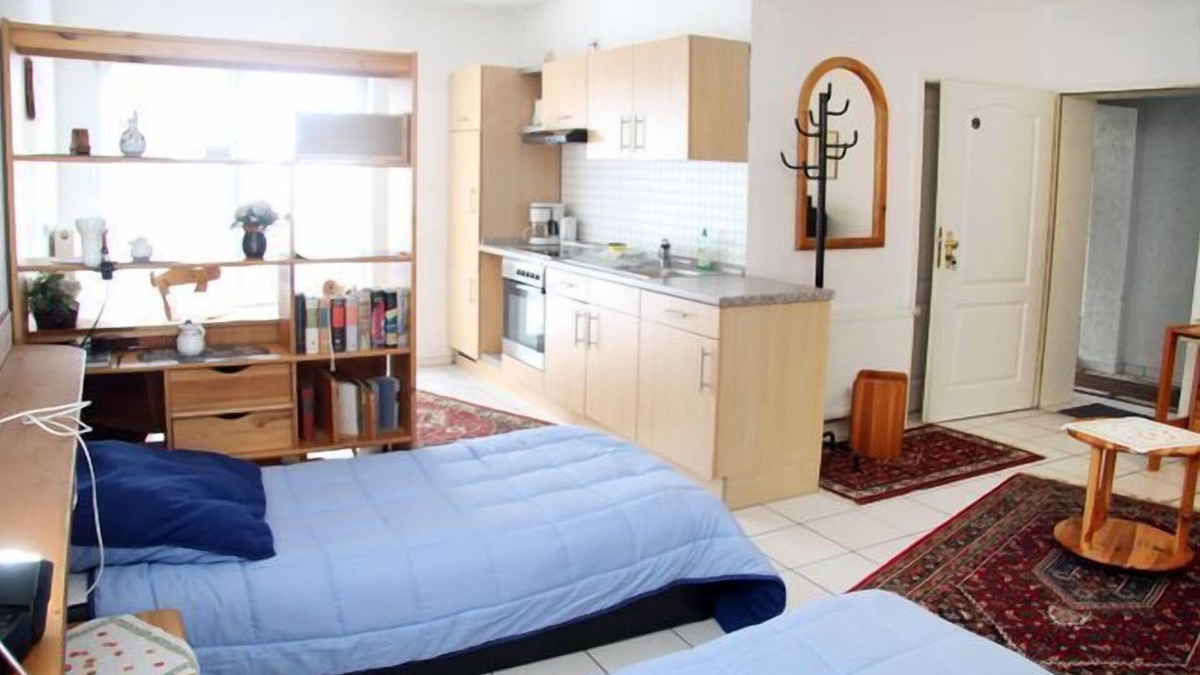 Wernborn House | House 'U', for 10 - 15 people, 25km to Frankfurt / M - North