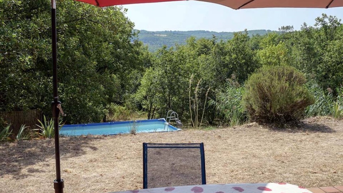 Saint-Leon-sur-Vezere House | house/villa - 3 rooms - 3/5 persons