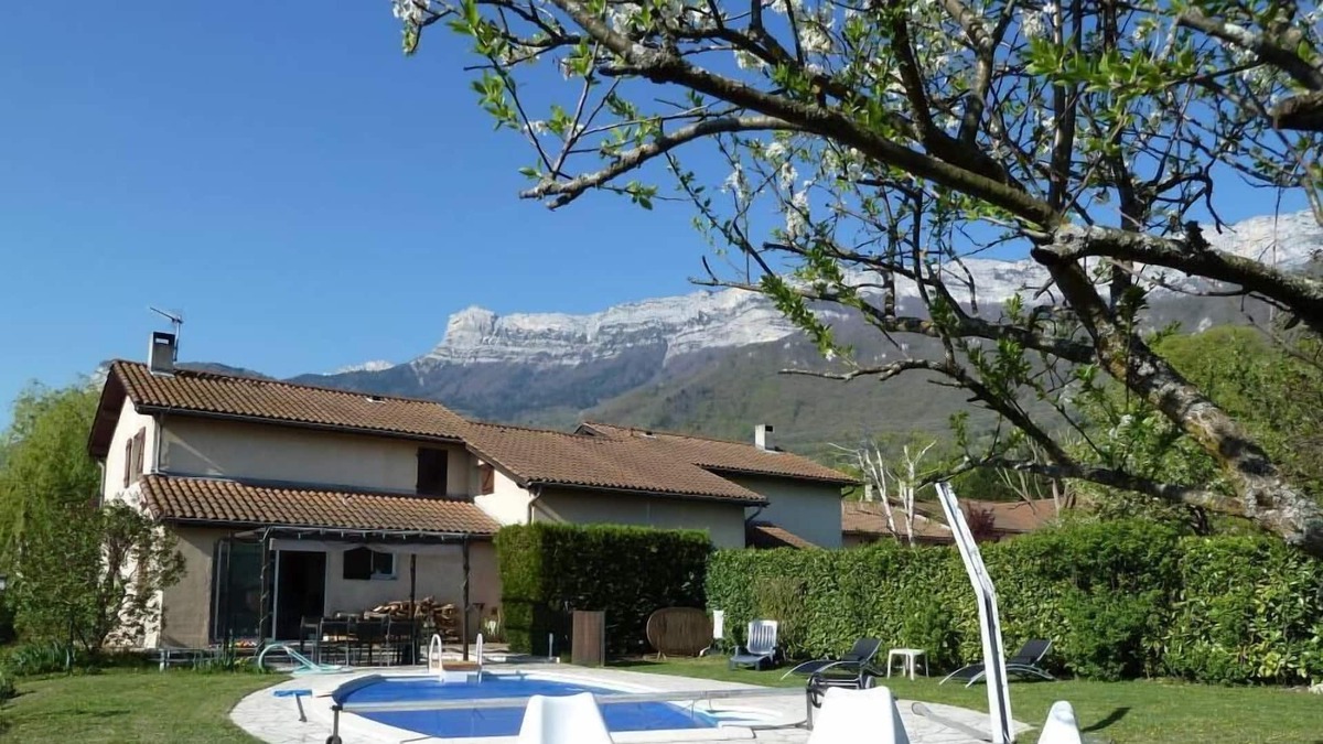 Claix House | House / Villa - Claix