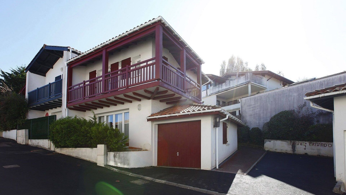 Hendaye House | house/villa - Hendaya with swimming pool