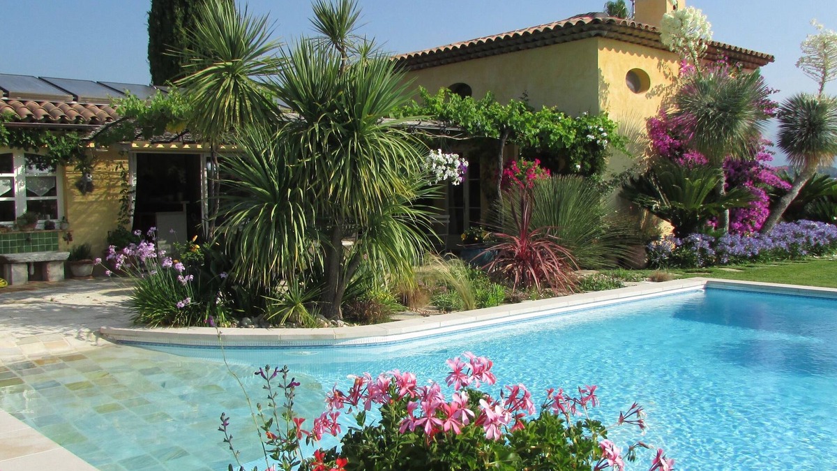 Valbonne Villa | House/Villa - ValbonneHouse with character