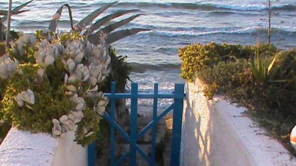 Northern Sardinia Villa | House / Villa with garden, close to the sea