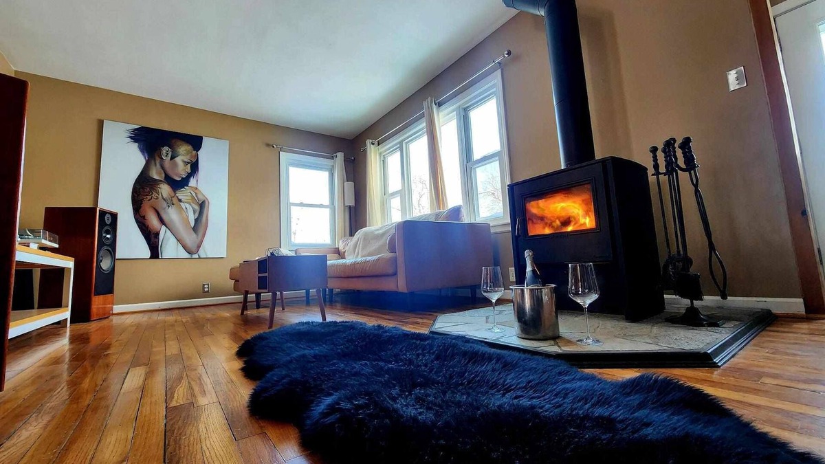 Fairfield House | House W/Gym, Sauna, Espresso Machine, EV charger