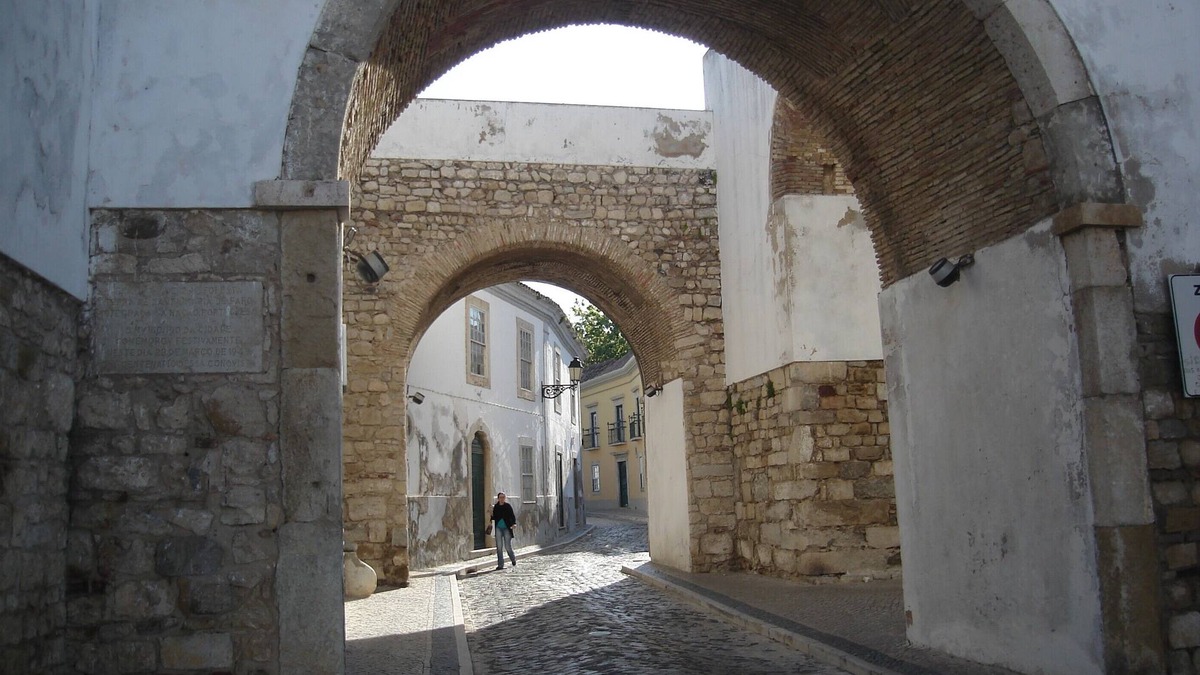 Se Apartment | House well located in the historic center of Faro
