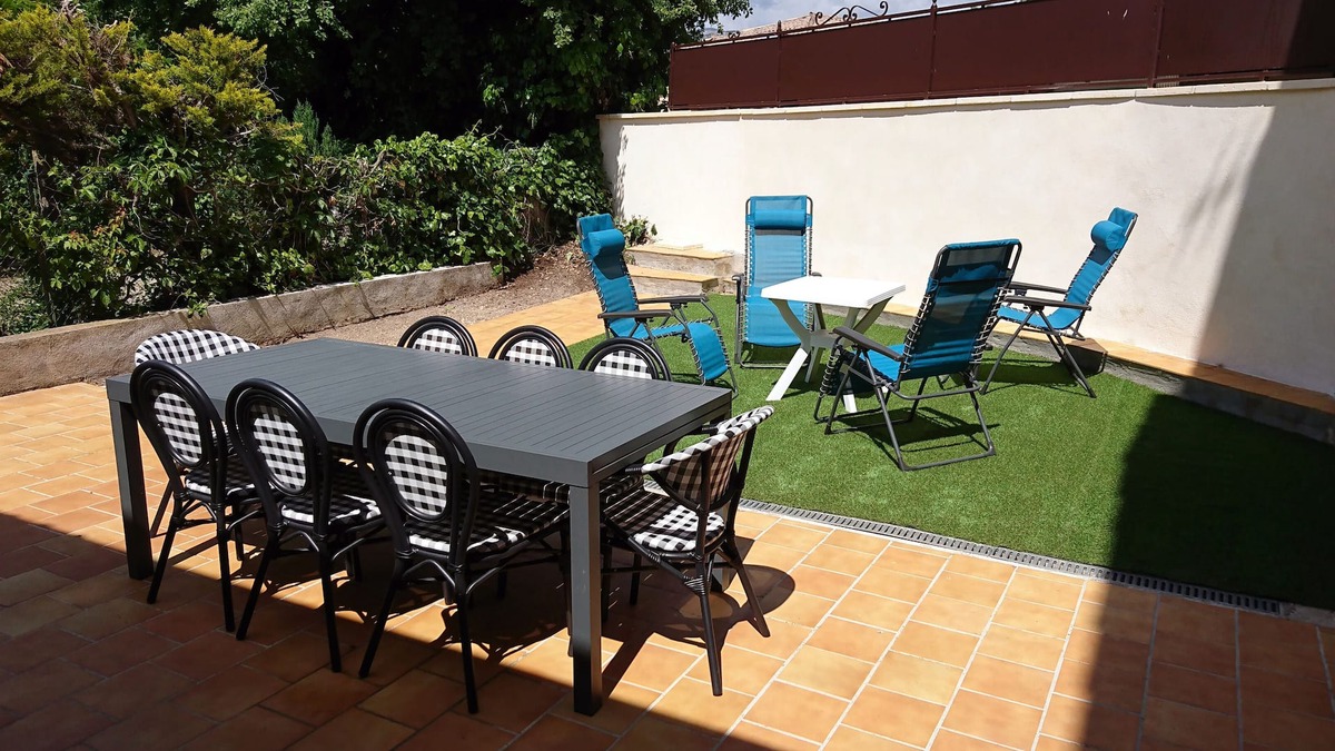 Les Salles-sur-Verdon House | House with backyard 300 m from Lake Sainte-Croix