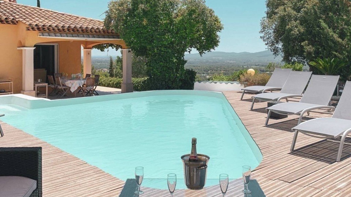 La Bouverie House | house with pool and stunning views