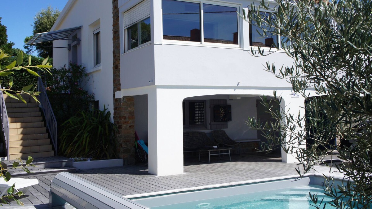 Saint-Brevin-l'Ocean House | HOUSE with heated pool, beach and shops on foot