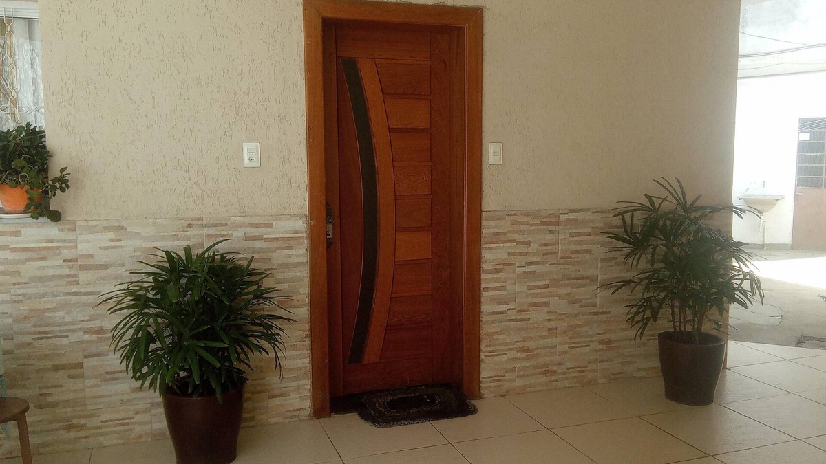 Santa Terezinha House | House with 03 bedrooms and all with air conditioning & garage