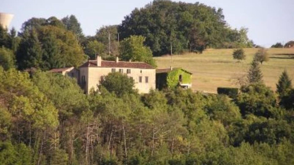 Pays-de-Belves House | House with character with swimming-pool