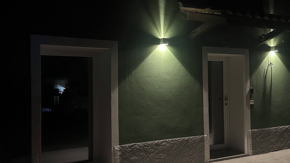Cavaion Veronese House | House with garden and private parking. Cellar and sauna