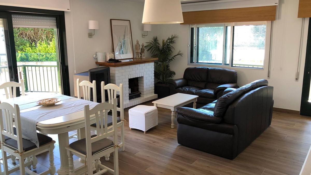 San Vicente do Grove House | House with garden 200 meters from the beach