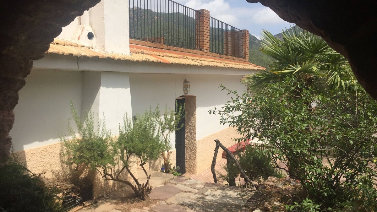 Eslida House | House with garden and great views