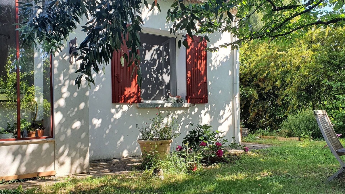 Sisteron Bed & Breakfast | House with garden