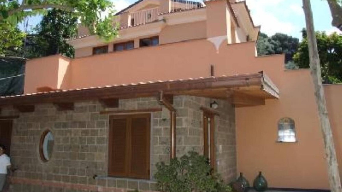 Sorrento Apartment | House with garden