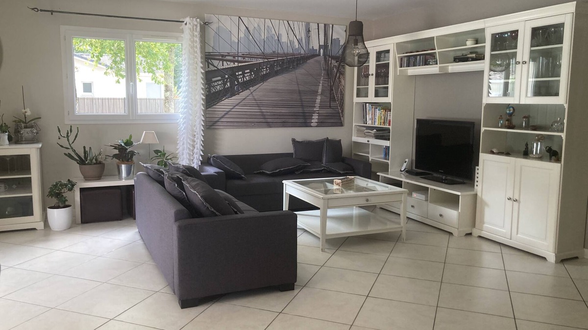 Prignac-en-Medoc House | House with heated pool
