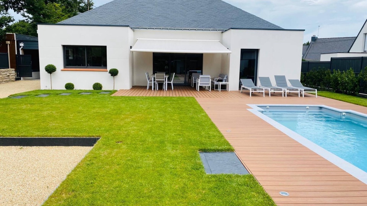 Crach House | HOUSE WITH HEATED POOL NEAR TRINITE/SEA