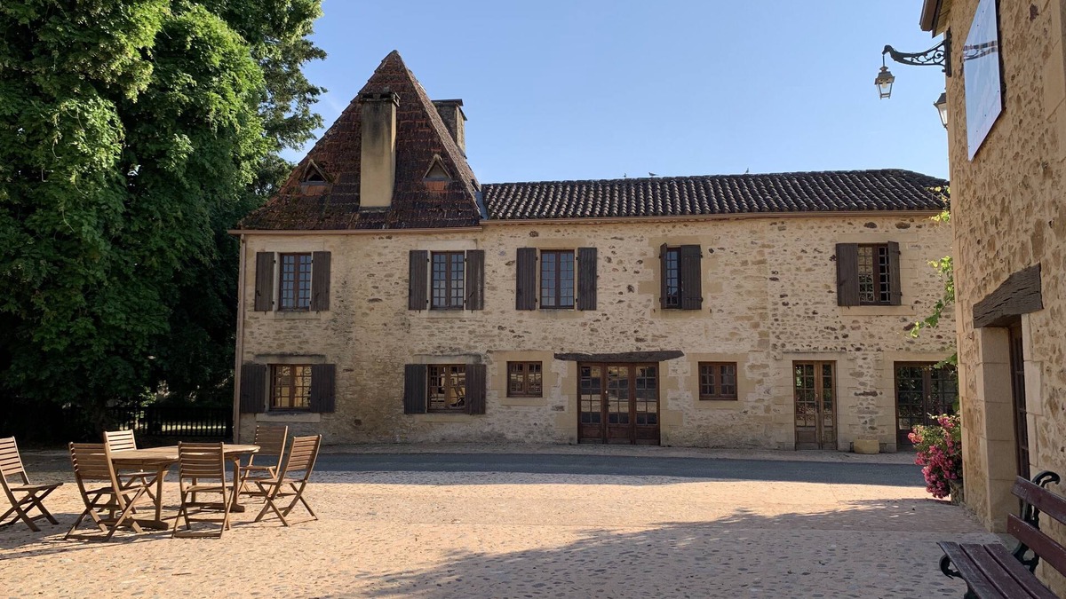 Mazeyrolles House | House with Périgourdine charm
