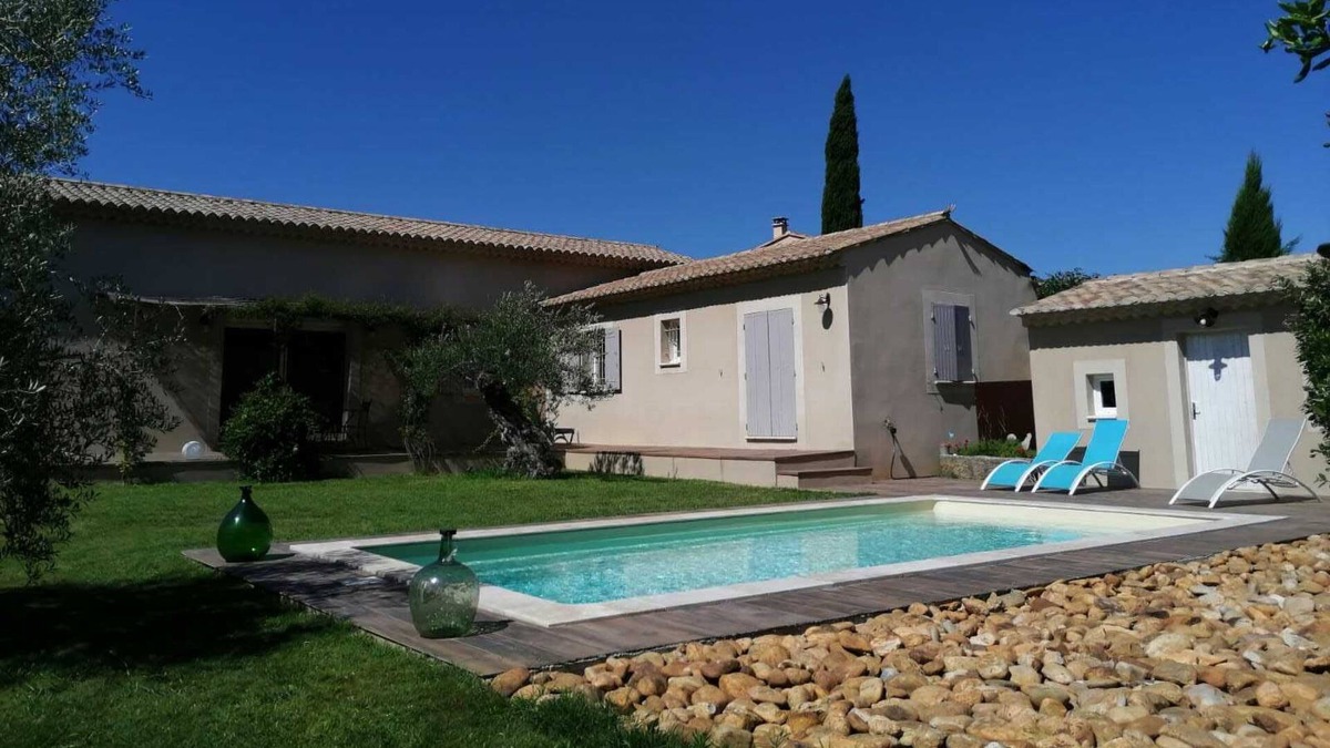 Maubec Villa | House with pool in Maubec, Luberon Area 6 persons