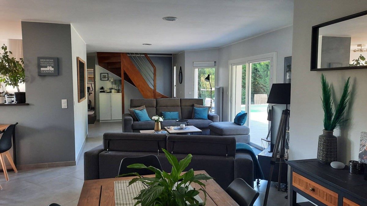 Guerande House | House with pool near sea La Baule and Guérande