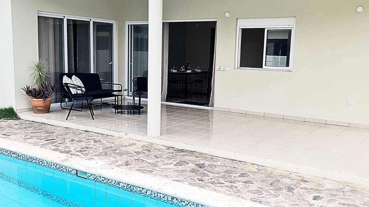 El Callejon House | House with private pool.