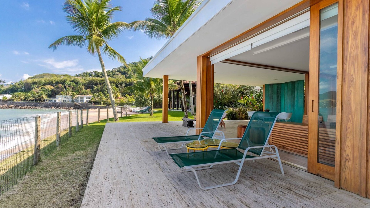 Mangaratiba House | House with private beach in Porto Bello Mangaratiba