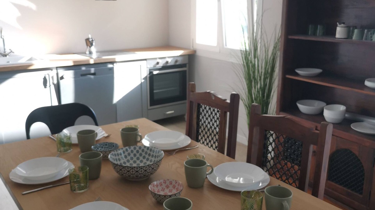Raffa House | House with private fenced garden