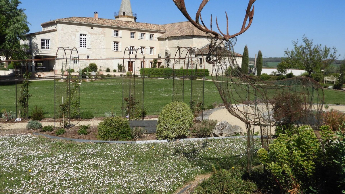 Labarthe House | House With Private Pool And Grounds: 7 bedrooms, 5 bathrooms