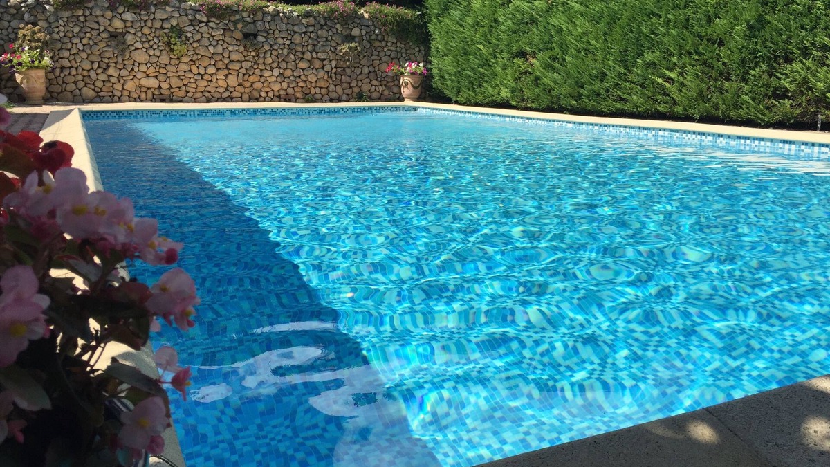 Ales House | House with private pool