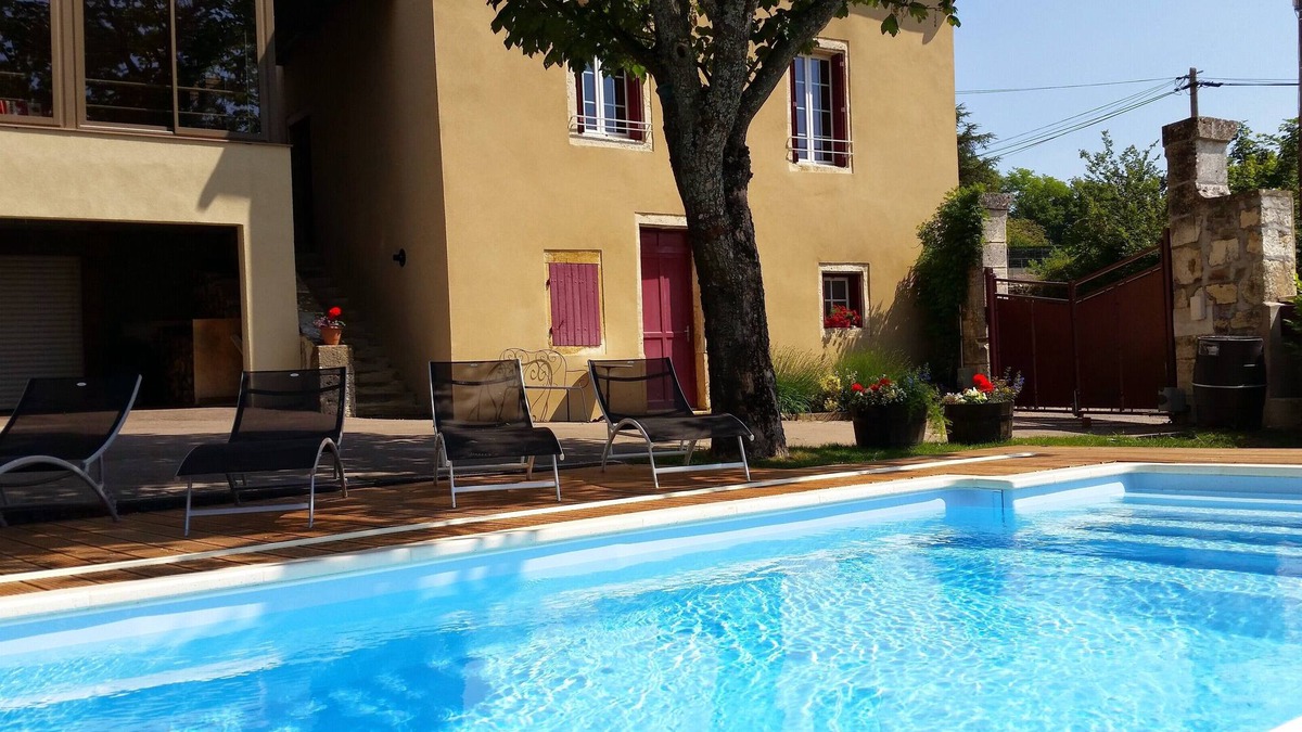 Chenoves Cottage | House with private pool in South Burgundy - between Chalon/Saône and Cluny