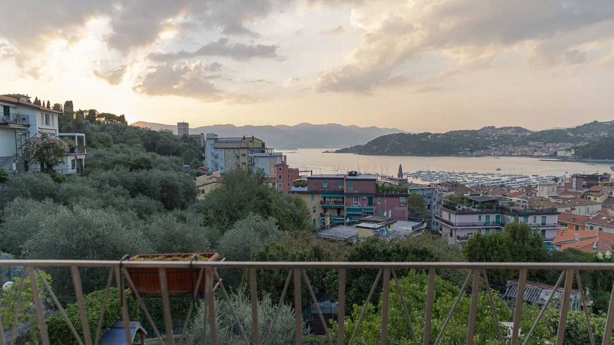 Lerici House | House with sea view
