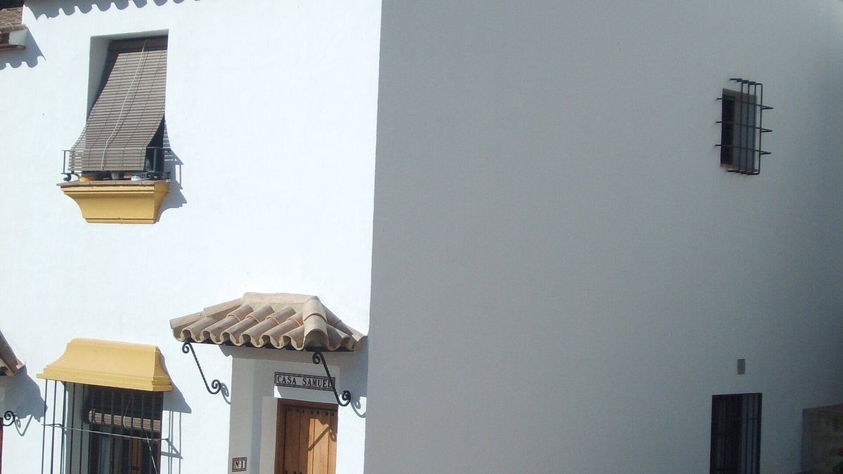 Montejaque House | House with Spectacular Mountain Views and Shared Pool