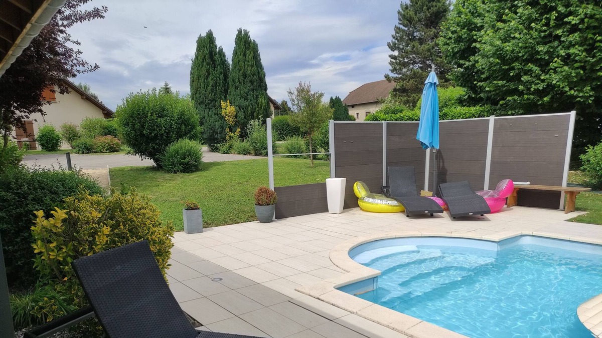 Alby-sur-Cheran House | House with swimming pool ... capacity 7 people