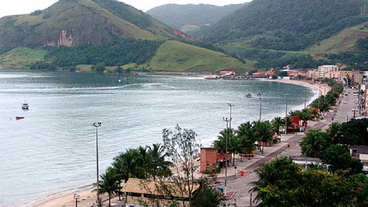 Fazenda Muriqui Condo | House with swimming pool in the Fazenda Muriqui Condominium. Total security
