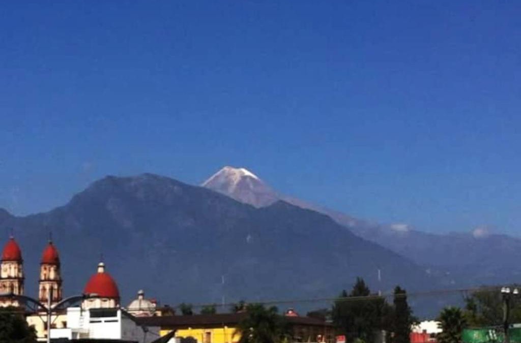 Orizaba House | House With View To The Magic Orizaba People