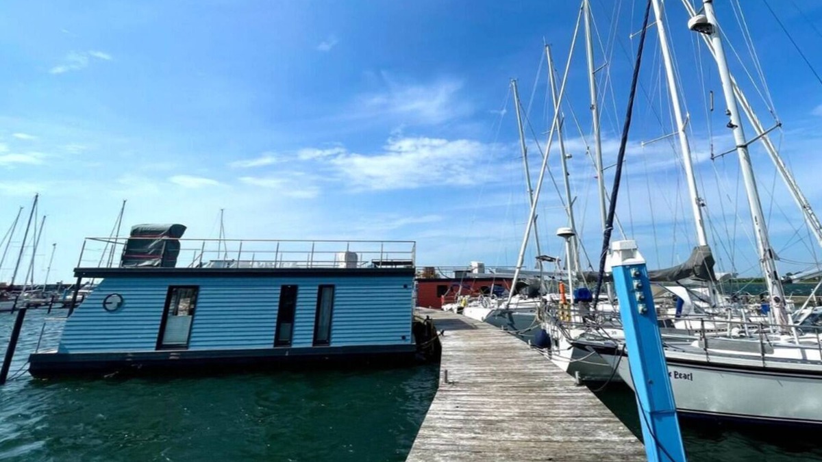 Ostholstein Apartment | Houseboat for 5 guests with 36m² in Fehmarn OT Burgtiefe (271935)