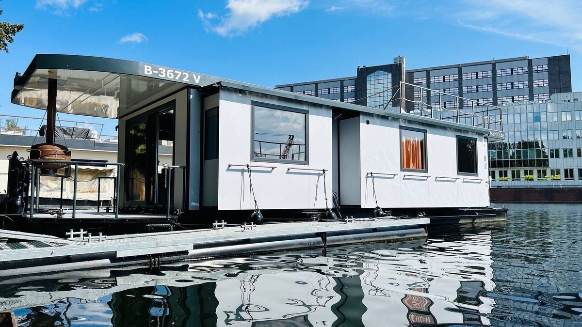 Tegel Apartment | Houseboat for 8 guests with 65m² in Berlin (265222)