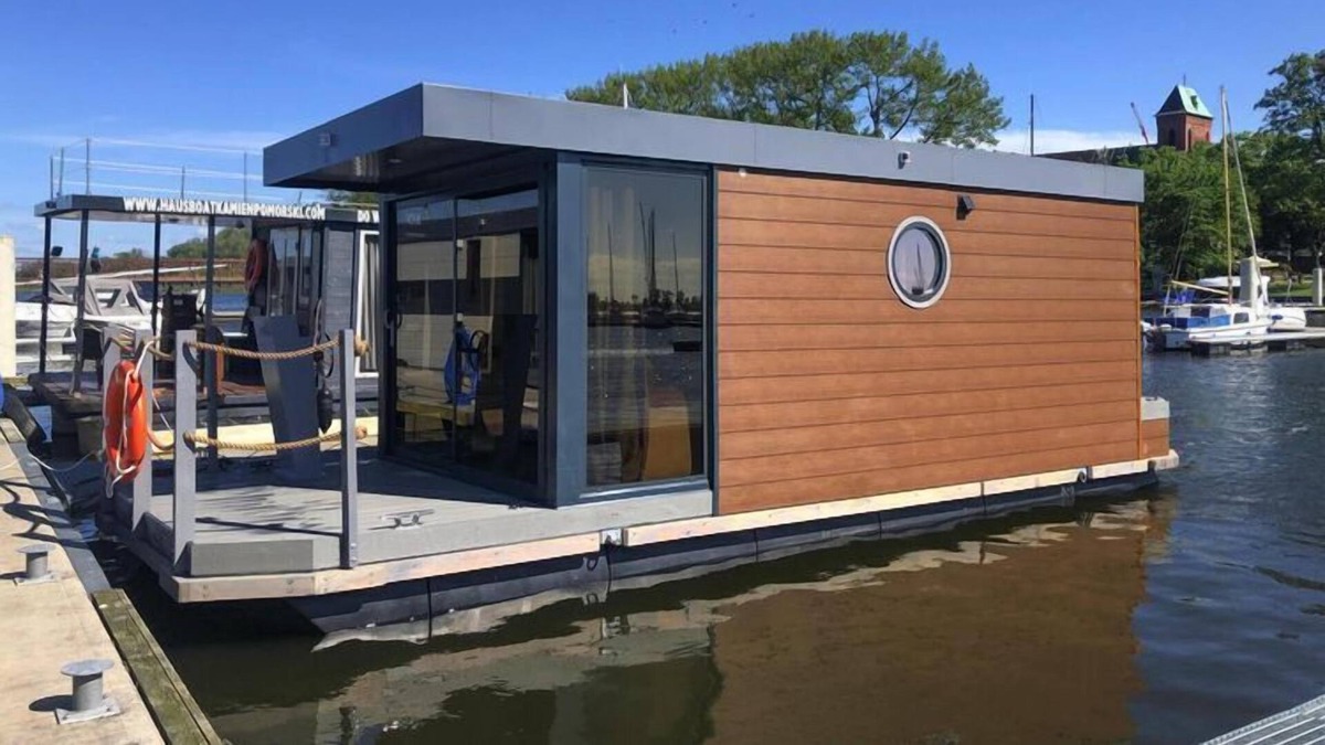 Kamien Pomorski Boat Rental | Houseboat in Kamien Pomorski with a terrace for 6 persons
