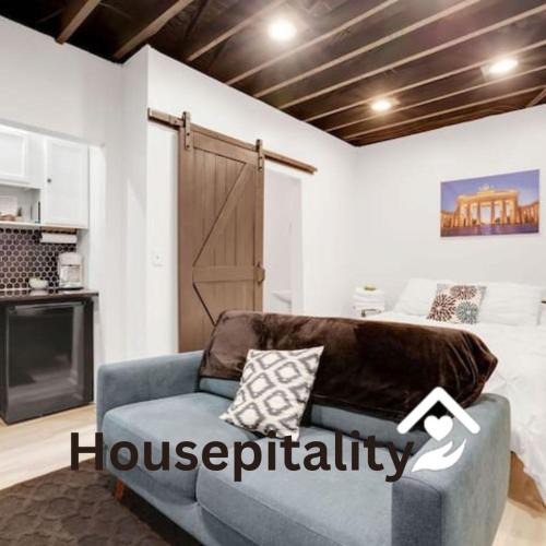 German Village Apartment | Housepitality - The Brandenburg Suite - Efficiency